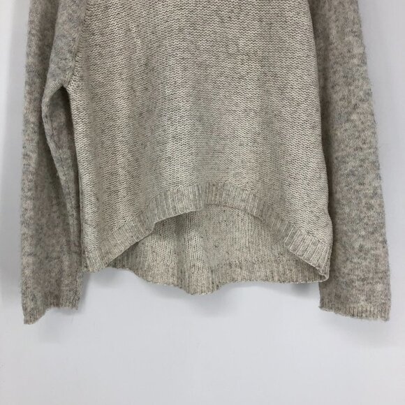 John + Jenn Light Grey Raglan-style Mixed Knit Boxy Turtleneck size M - Picture 5 of 14